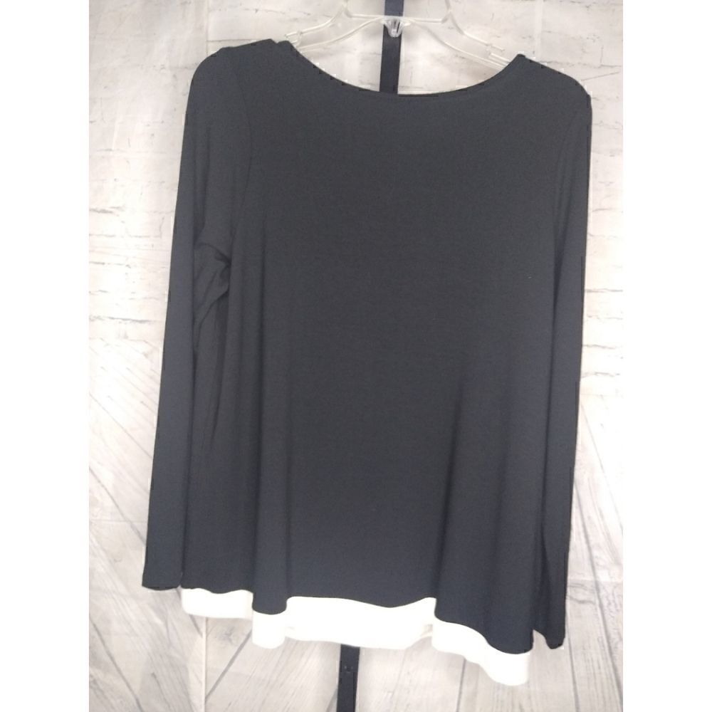 SALE!!! J. jill Wearever Collection Black/ White Top SZ M